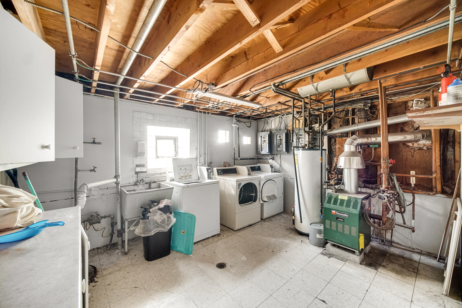 1306 N 36th Avenue, Melrose Park, IL 60160
