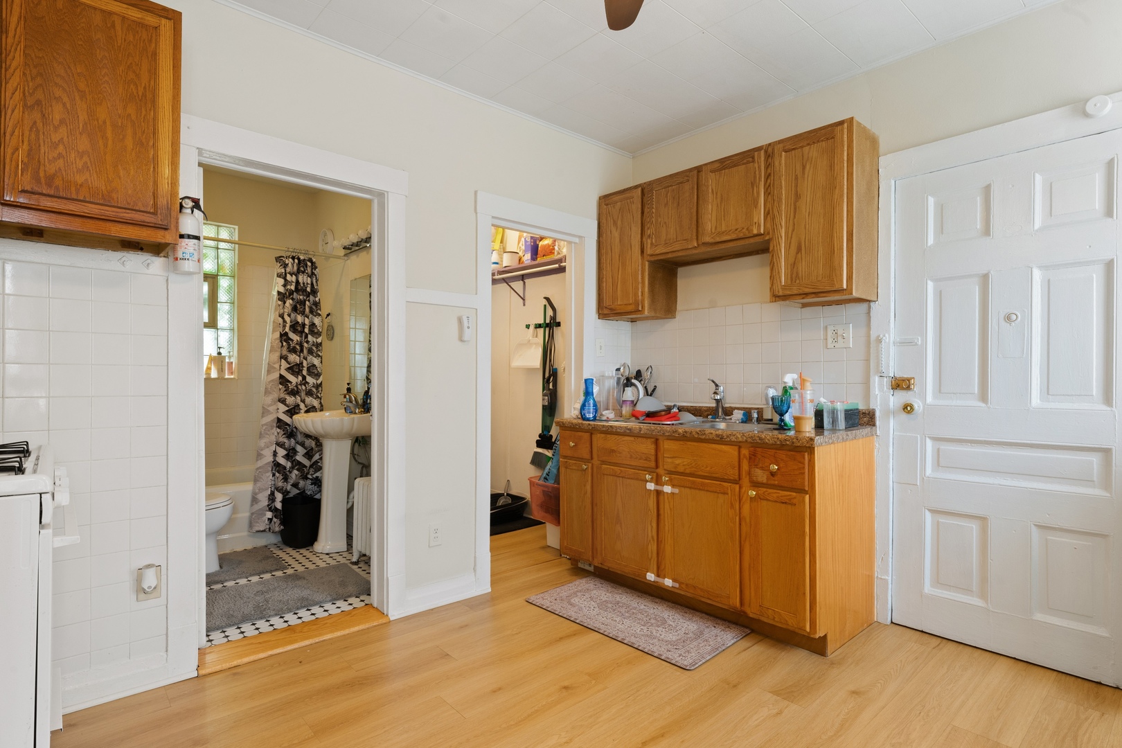 3003 N Ashland Avenue, Chicago, IL 60657
