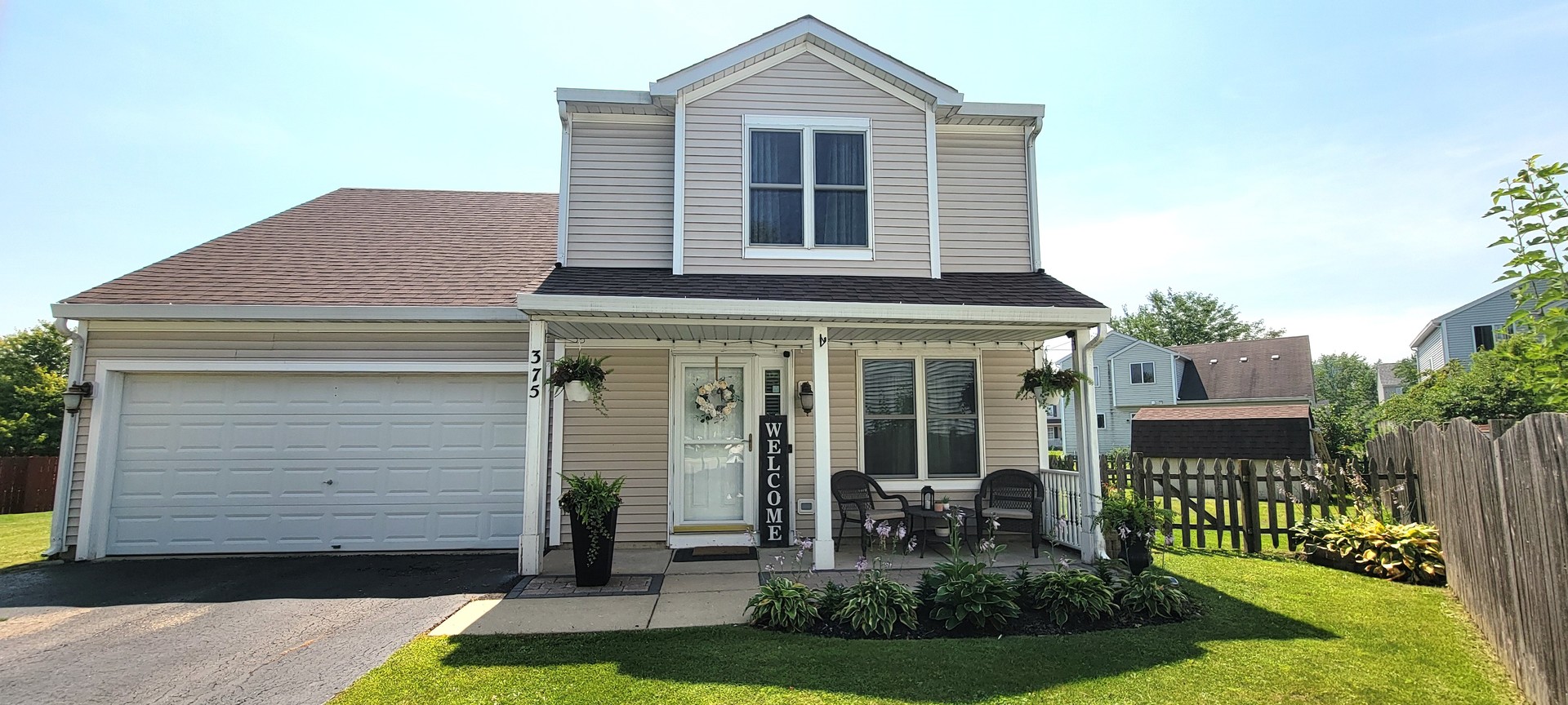 375 E Springwood Court, Round Lake Beach, IL 60073