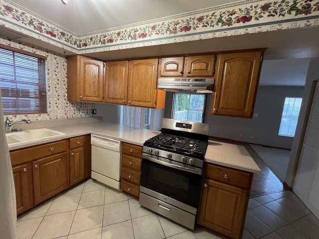 1604 Estate Circle, Naperville, IL 60565