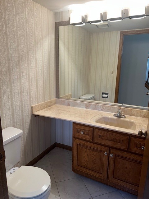 1604 Estate Circle, Naperville, IL 60565