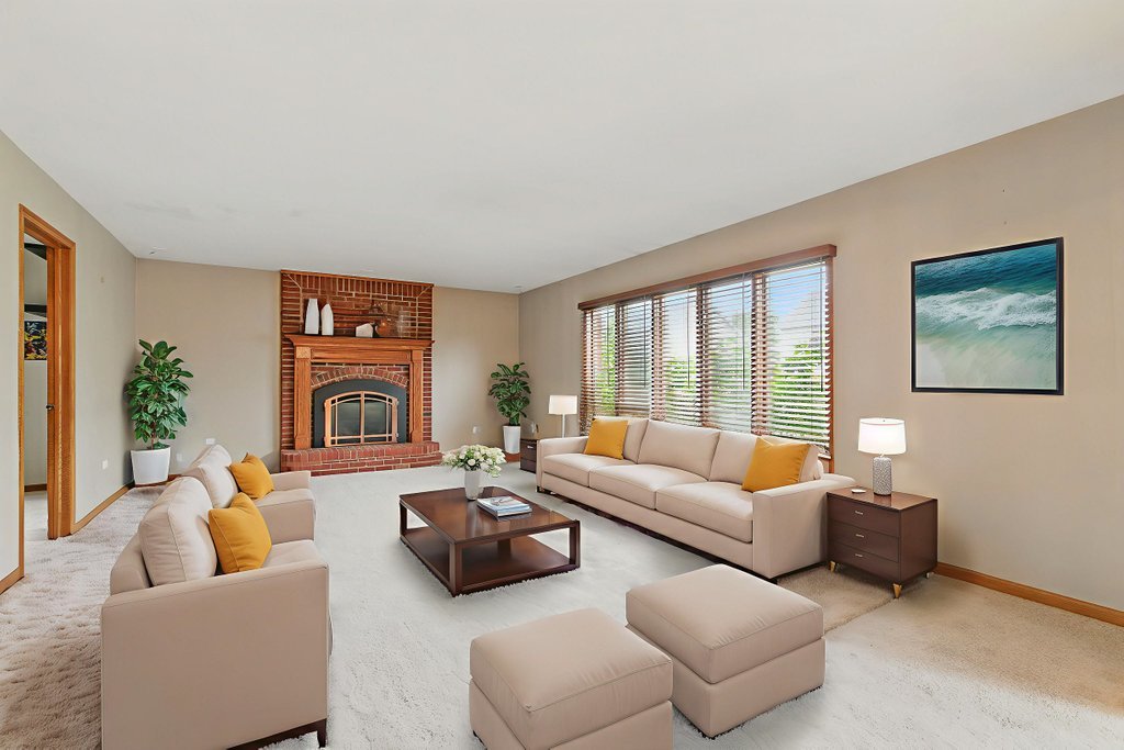1650 Chauser Lane, Woodridge, IL 60517