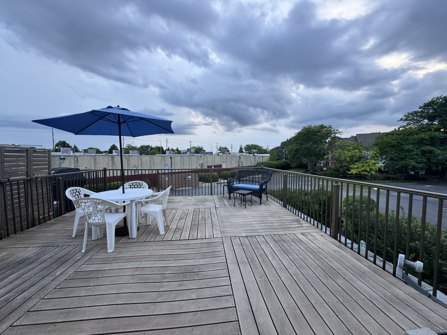 1860 W Surrey Park Lane #2B, Arlington Heights, IL 60005