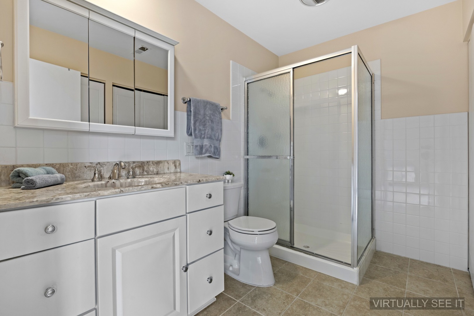 1860 W Surrey Park Lane #2B, Arlington Heights, IL 60005