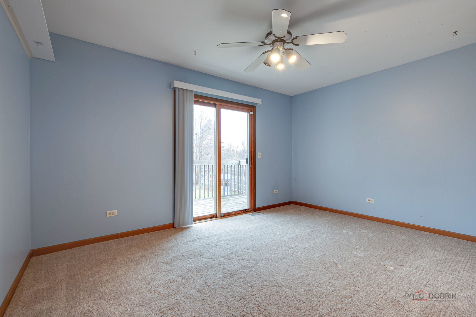 1090 Hawthorne Avenue, Gurnee, IL 60031