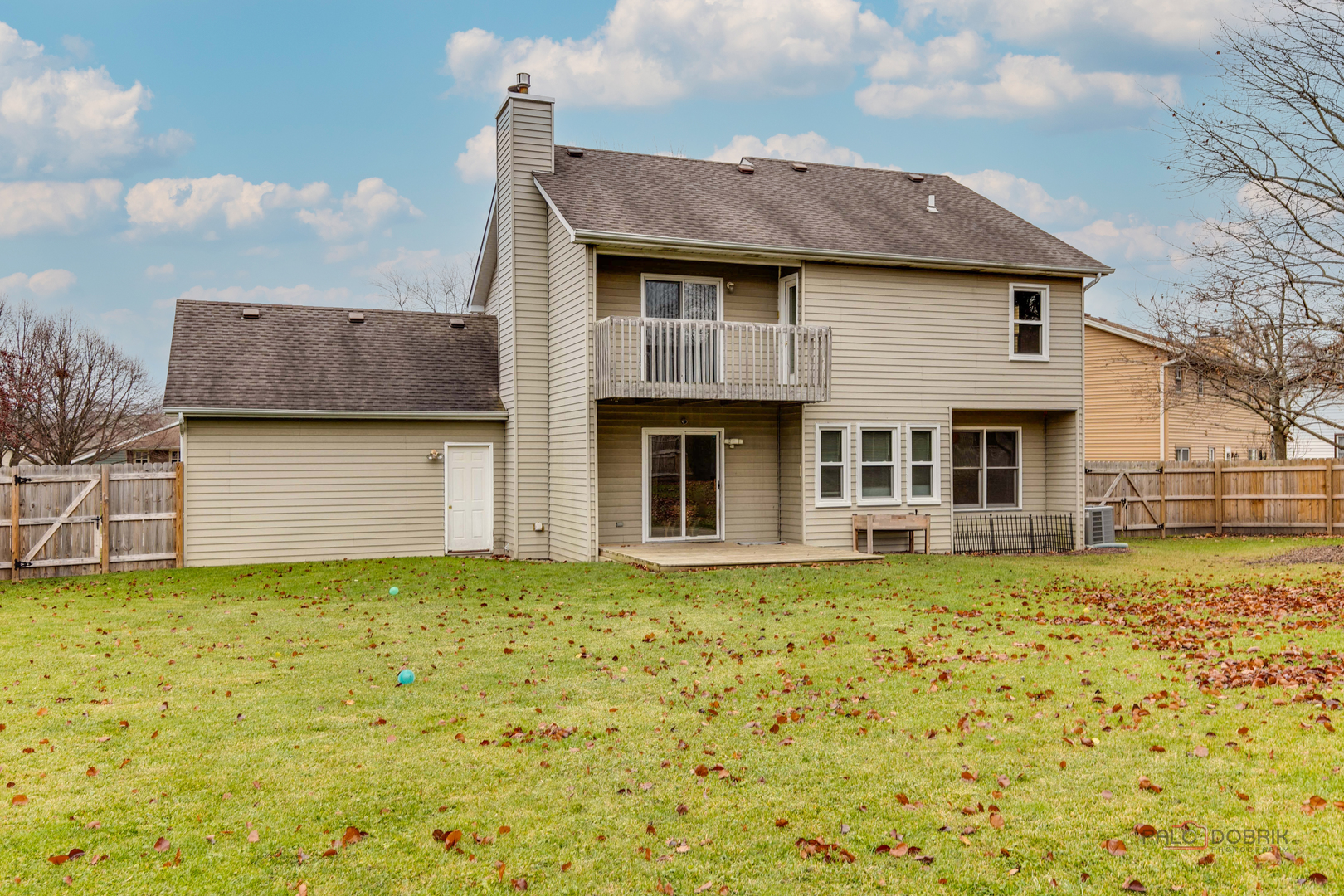 1090 Hawthorne Avenue, Gurnee, IL 60031