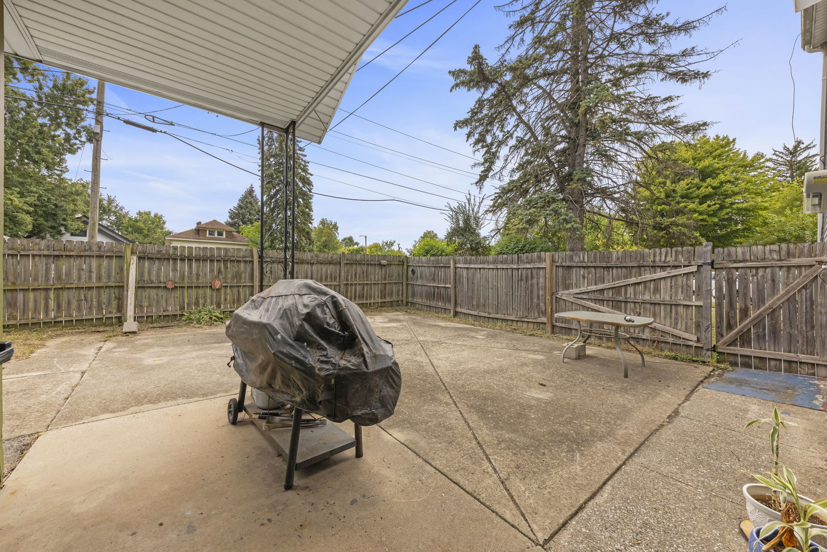 15033 Paulina Street, Harvey, IL 60426