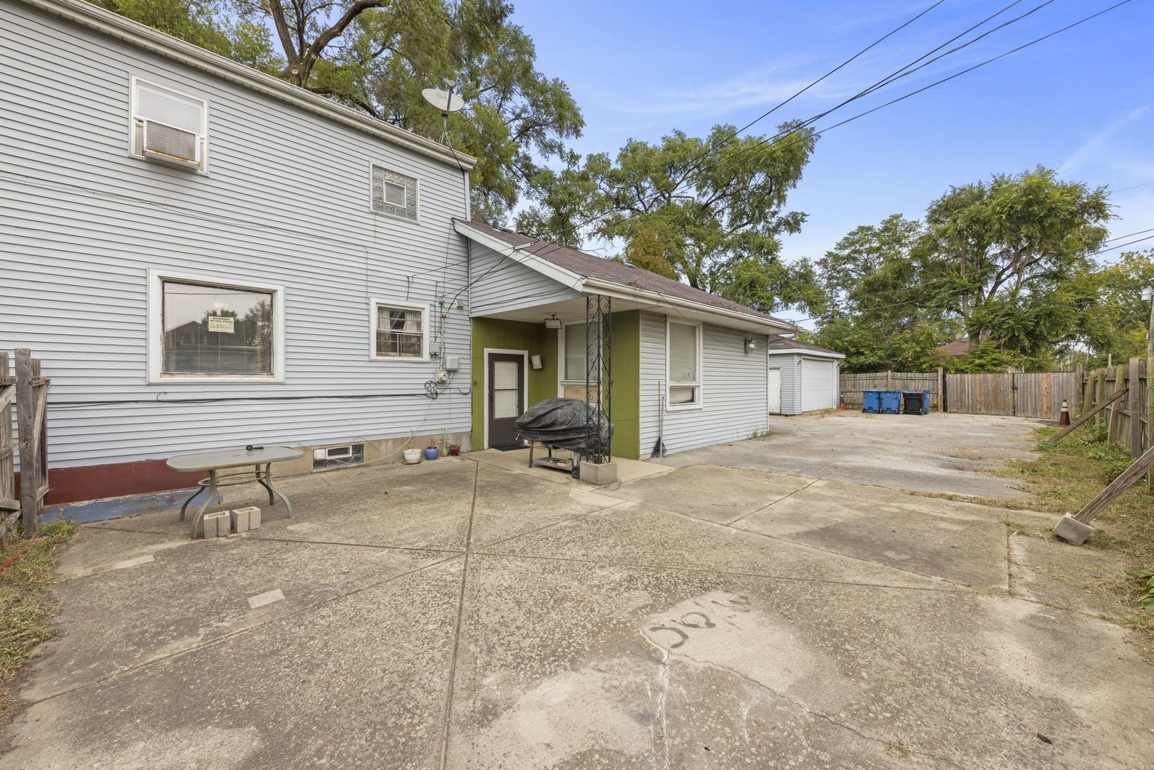 15033 Paulina Street, Harvey, IL 60426