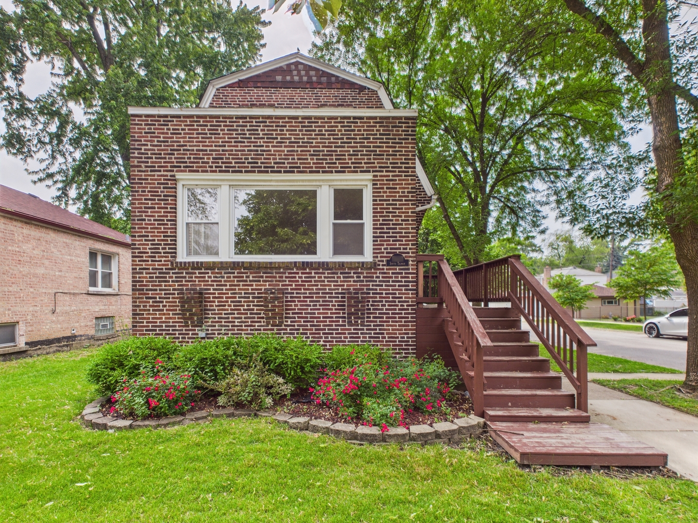 11000 S Talman Avenue, Chicago, IL 60655