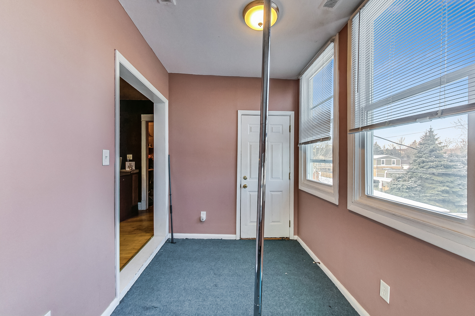6326 W Cuyler Avenue #2, Chicago, IL 60634