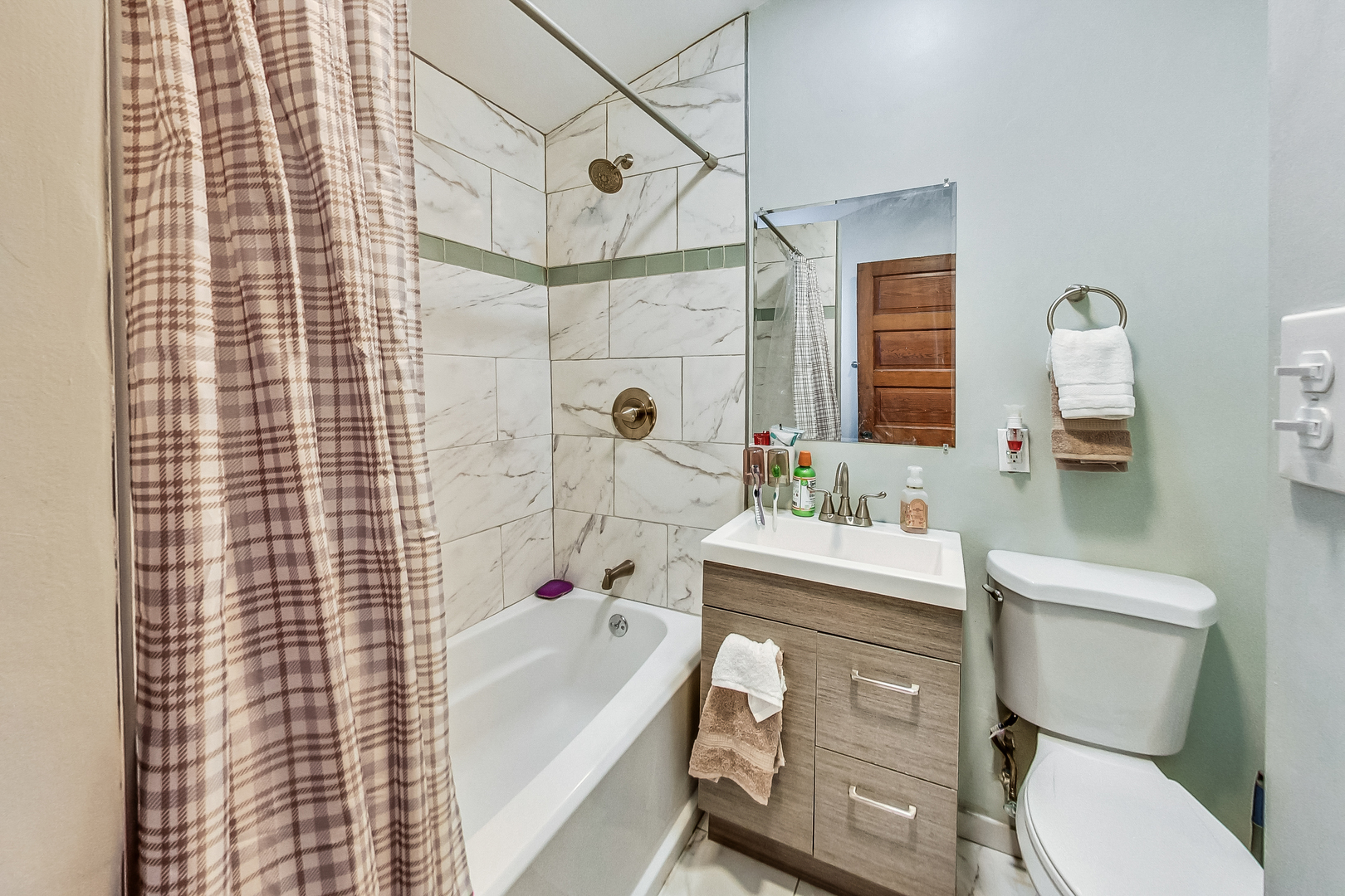 6326 W Cuyler Avenue #2, Chicago, IL 60634
