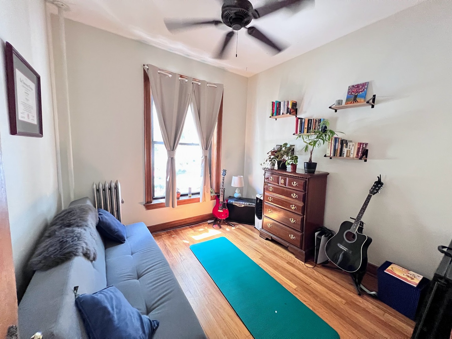 3216 W ALTGELD Street #1, Chicago, IL 60647