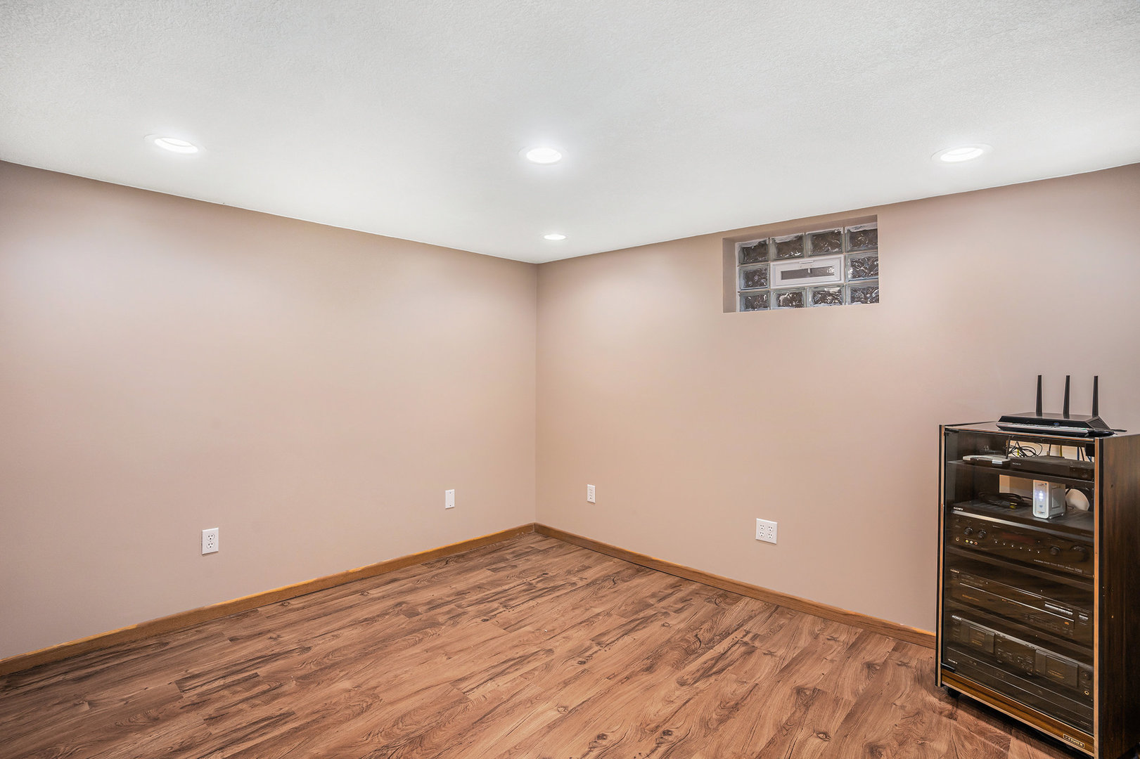2659 Ridge Road, Lansing, IL 60438