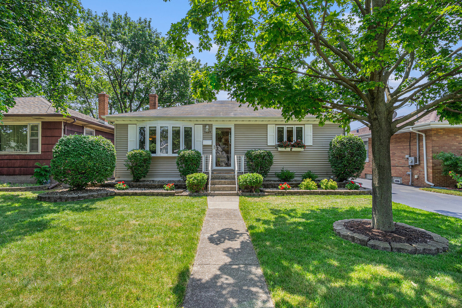 2659 Ridge Road, Lansing, IL 60438