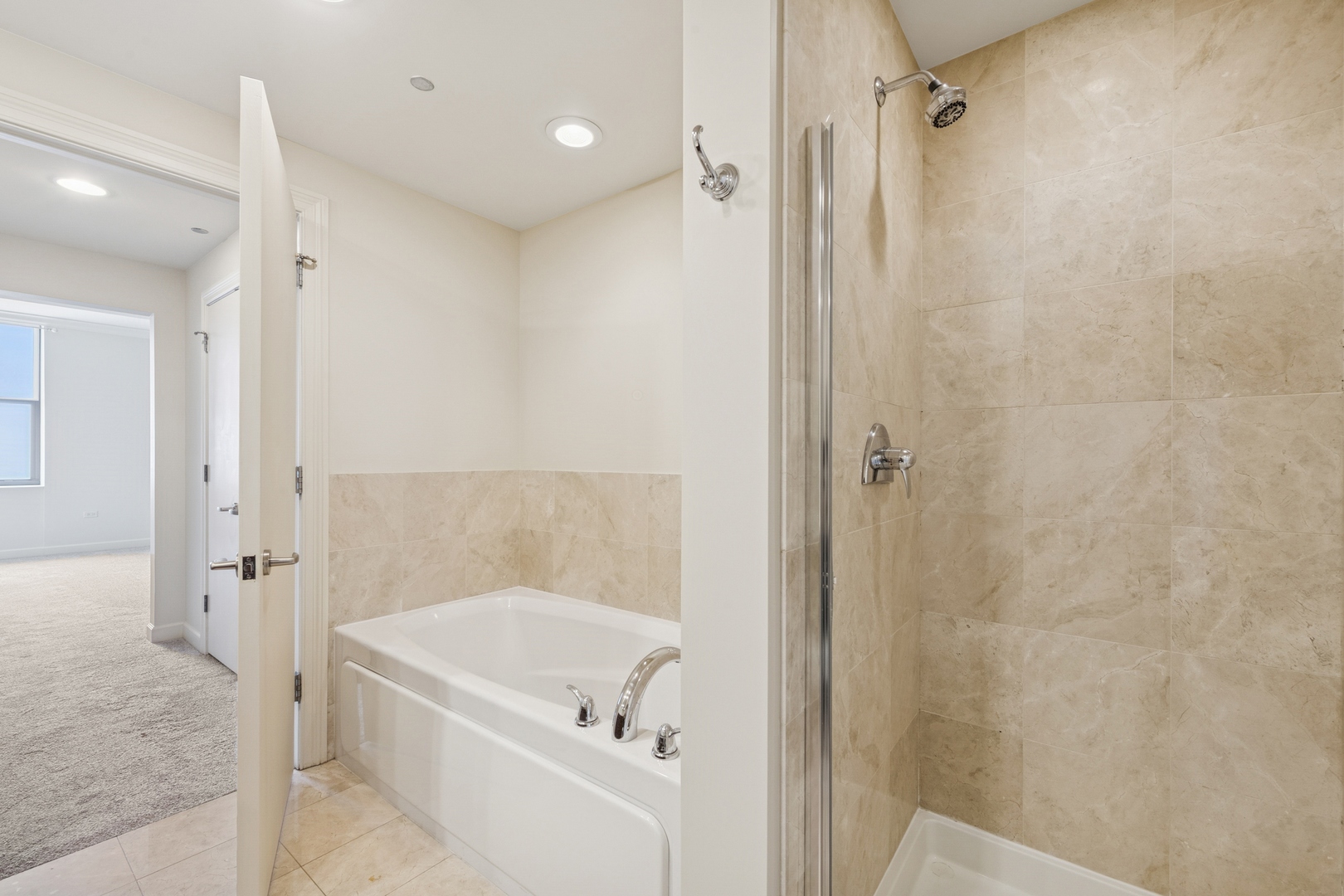 310 S Michigan Avenue #1804, Chicago, IL 60604