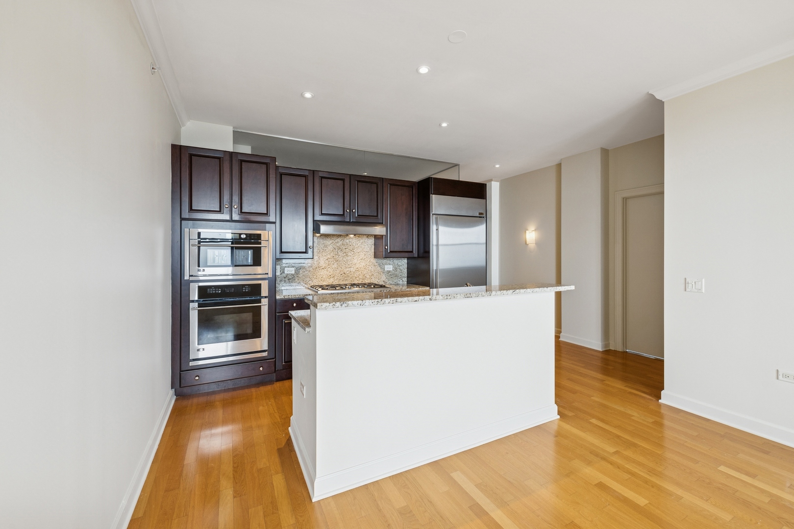 310 S Michigan Avenue #1804, Chicago, IL 60604