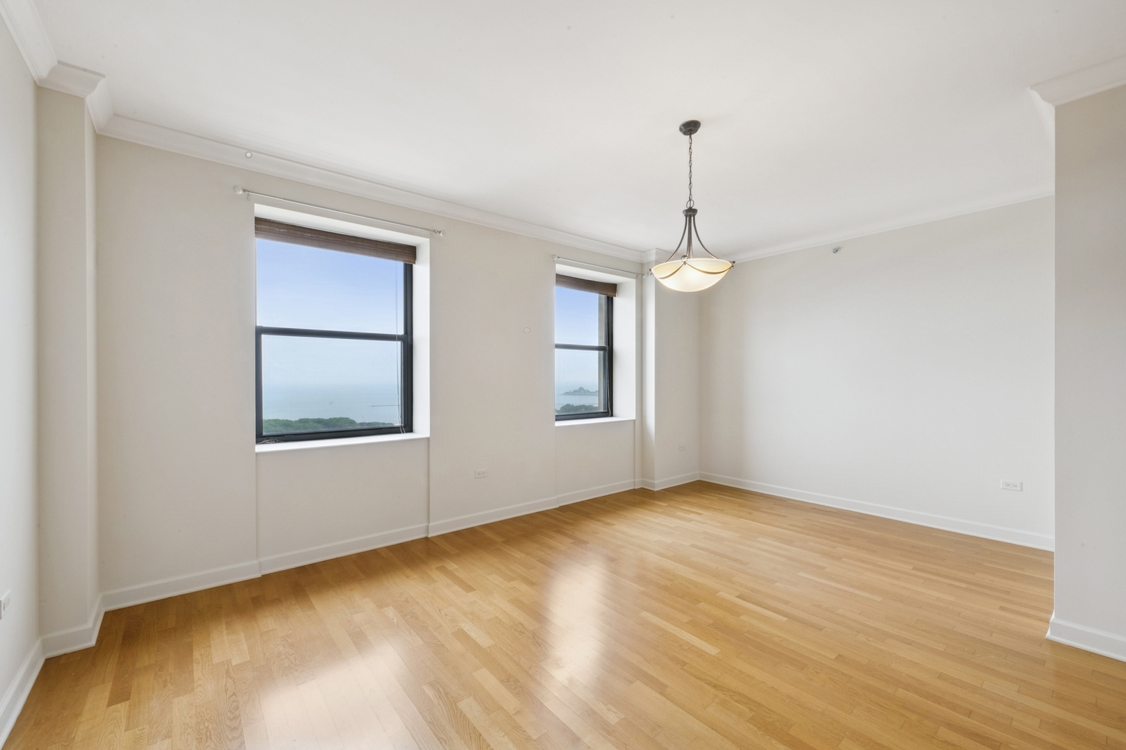 310 S Michigan Avenue #1804, Chicago, IL 60604
