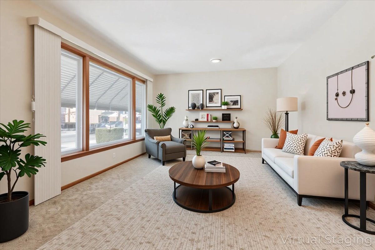 439 N Manchester Drive, Chicago Heights, IL 60411