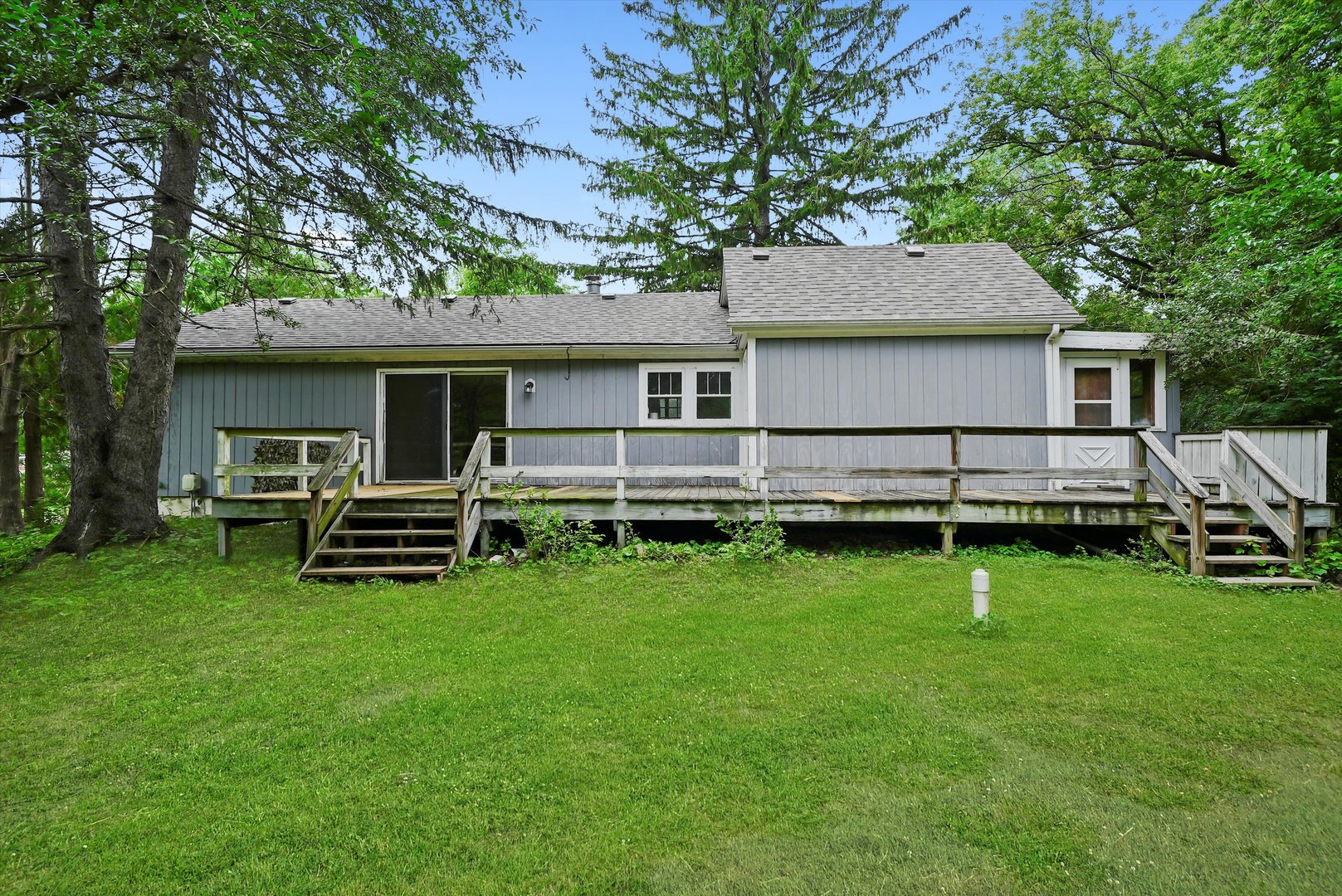 115 EASTWOOD Avenue, Port Barrington, IL 60010
