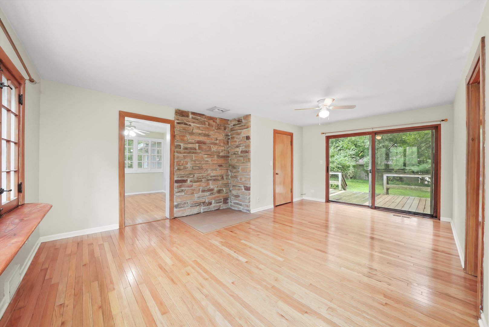 115 EASTWOOD Avenue, Port Barrington, IL 60010