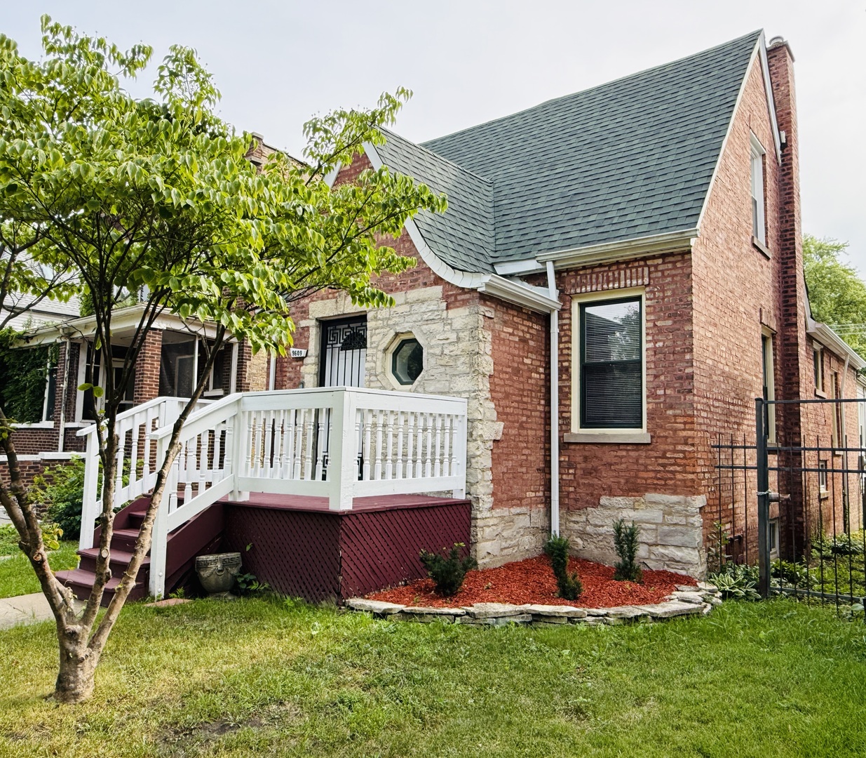 9609 S Winston Avenue, Chicago, IL 60643
