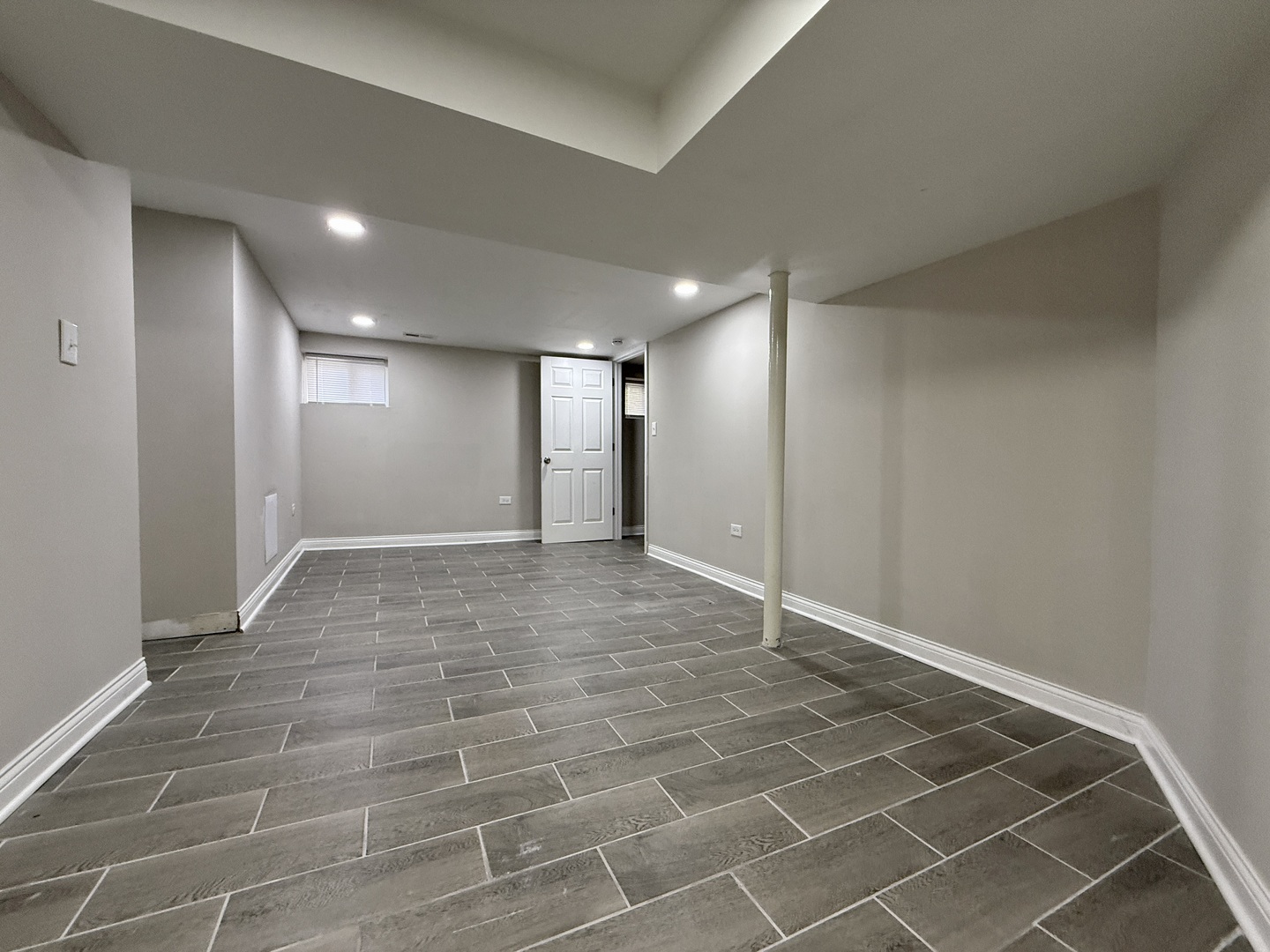 9609 S Winston Avenue, Chicago, IL 60643