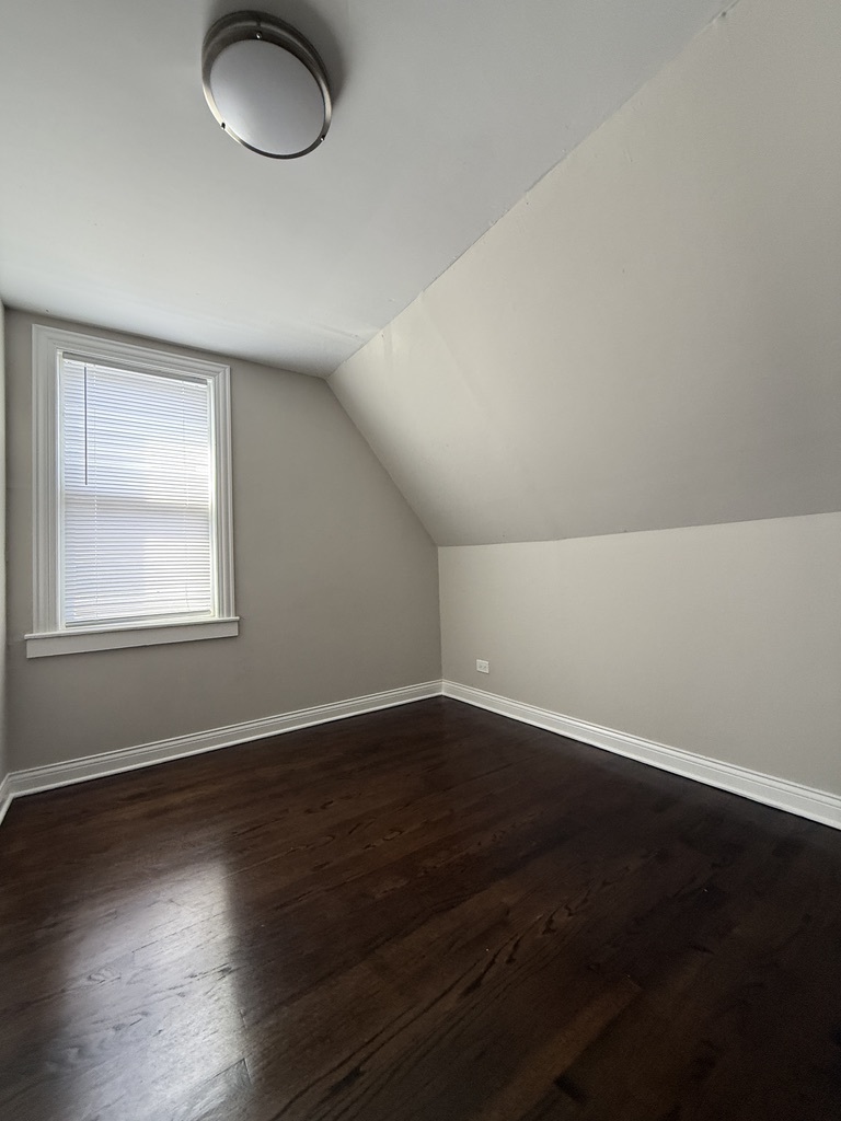 9609 S Winston Avenue, Chicago, IL 60643