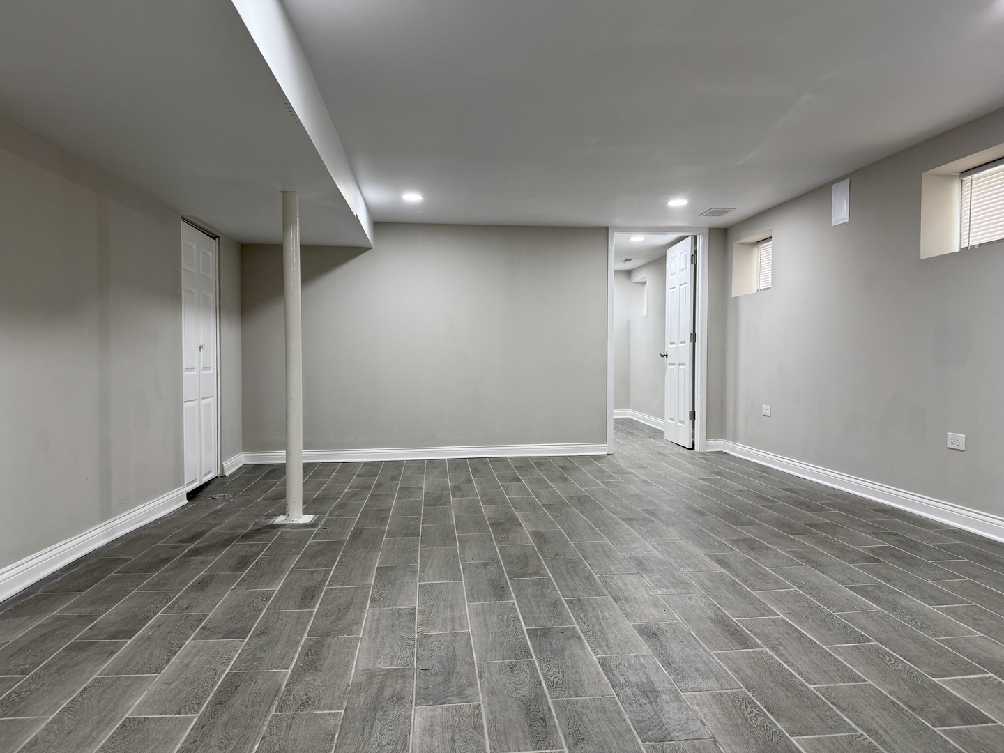 9609 S Winston Avenue, Chicago, IL 60643