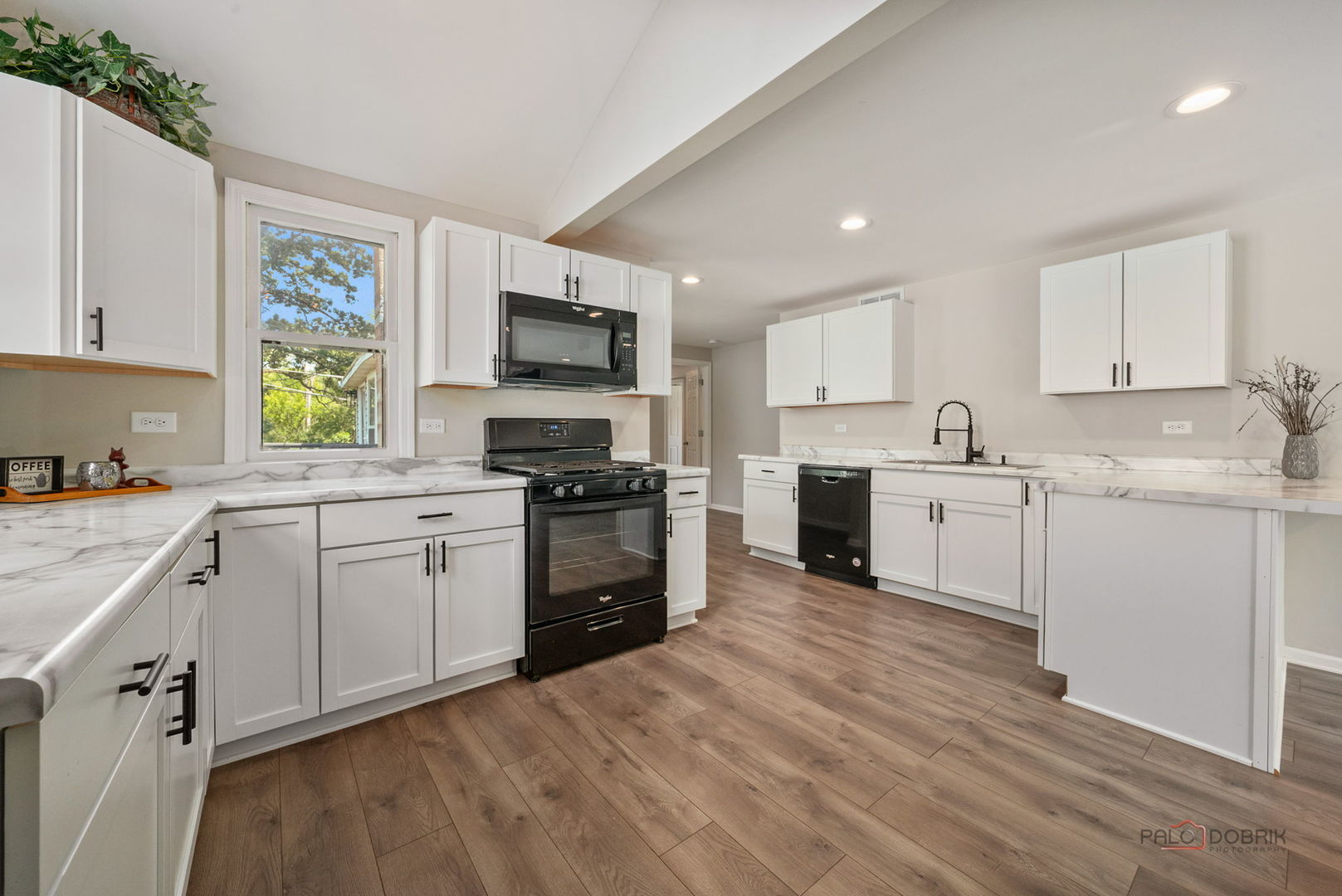 25176 W Linden Lane, Antioch, IL 60002