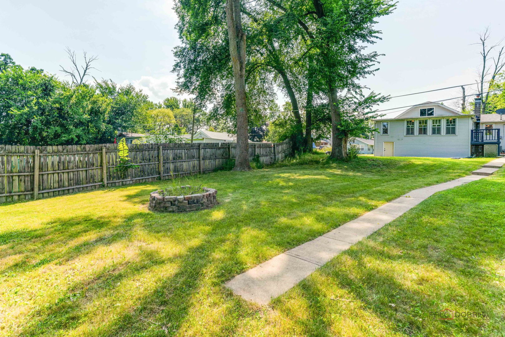 25176 W Linden Lane, Antioch, IL 60002
