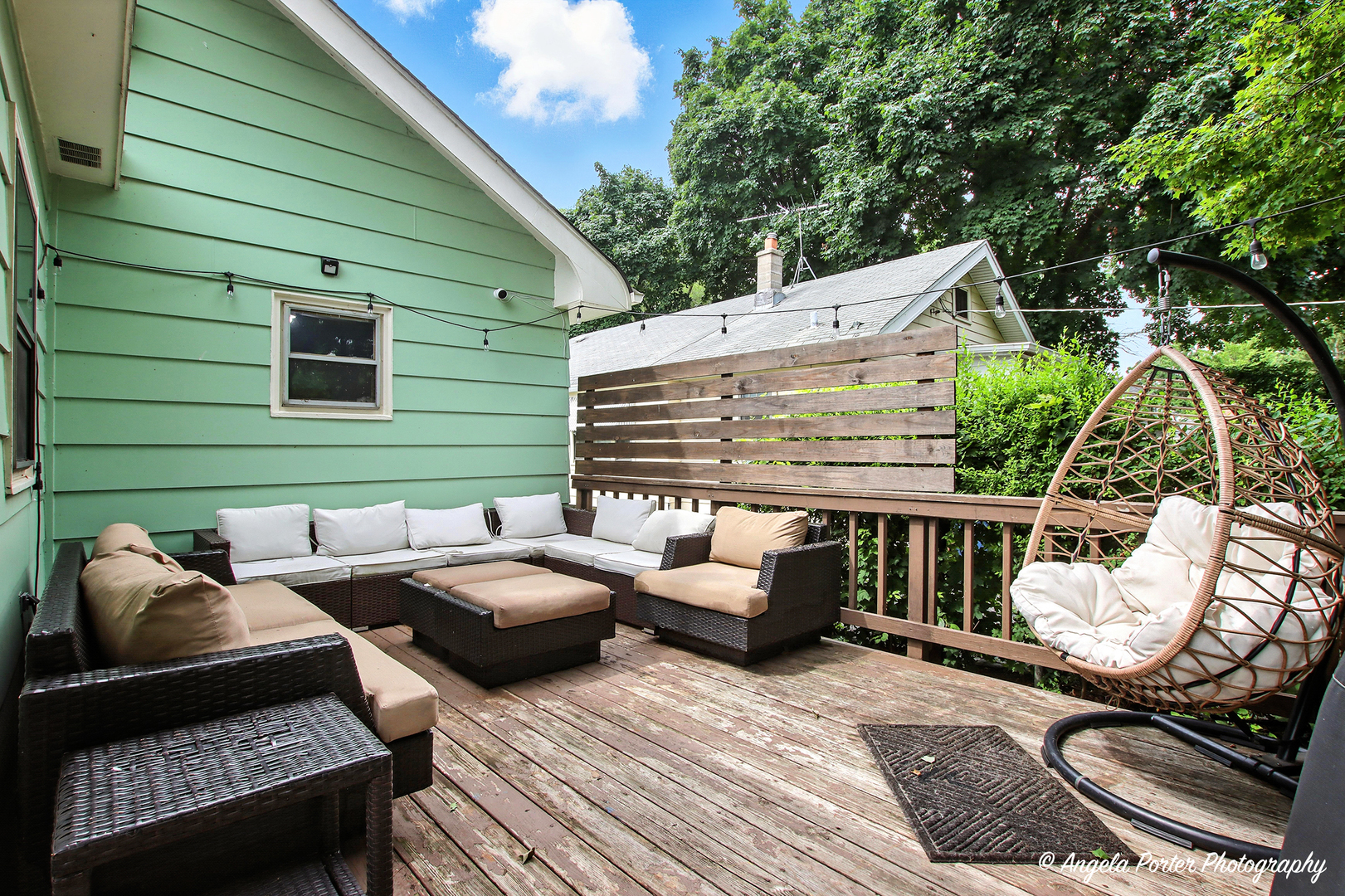 720 W Pacific Avenue, Waukegan, IL 60085