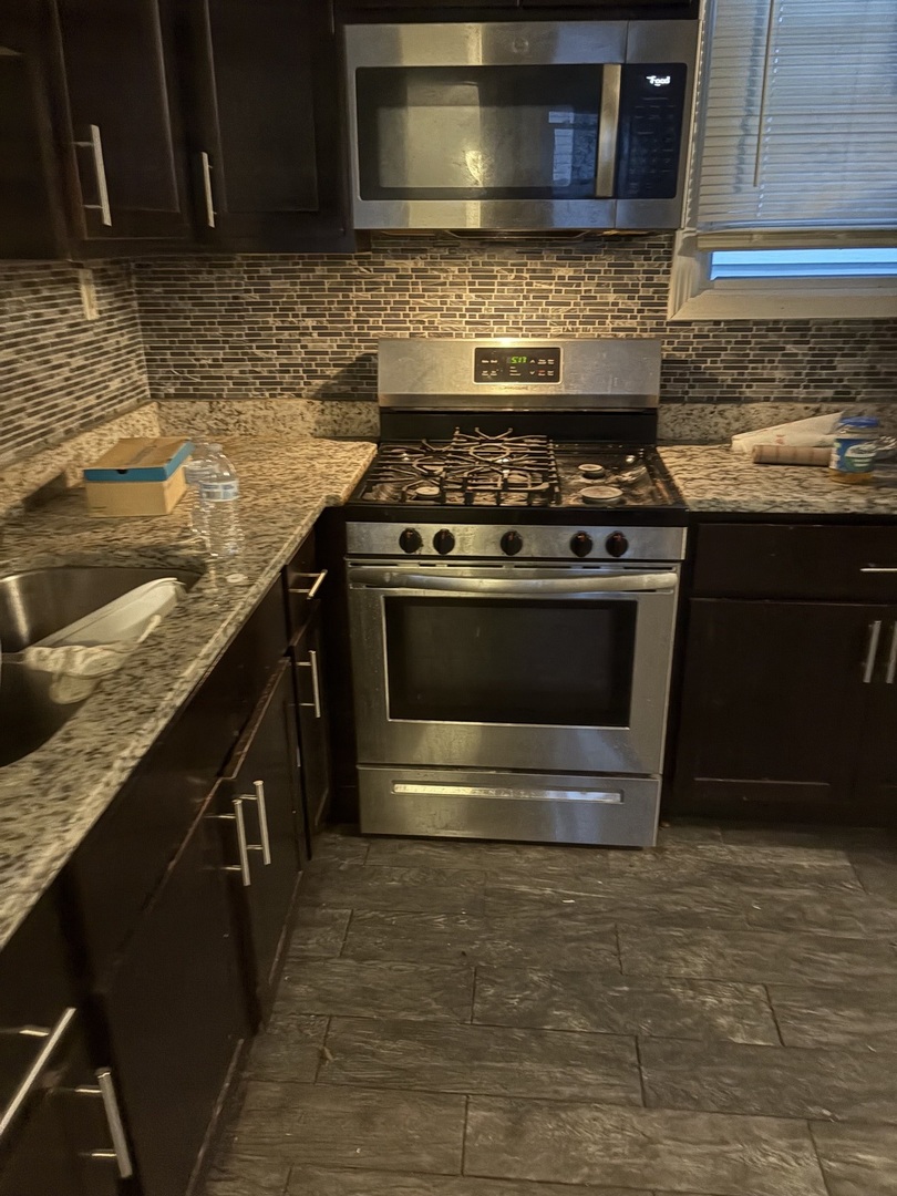 3216 Wallace Avenue, Steger, IL 60475