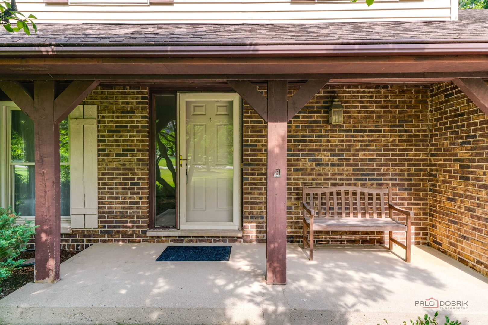 1758 Lexington Road, Libertyville, IL 60048