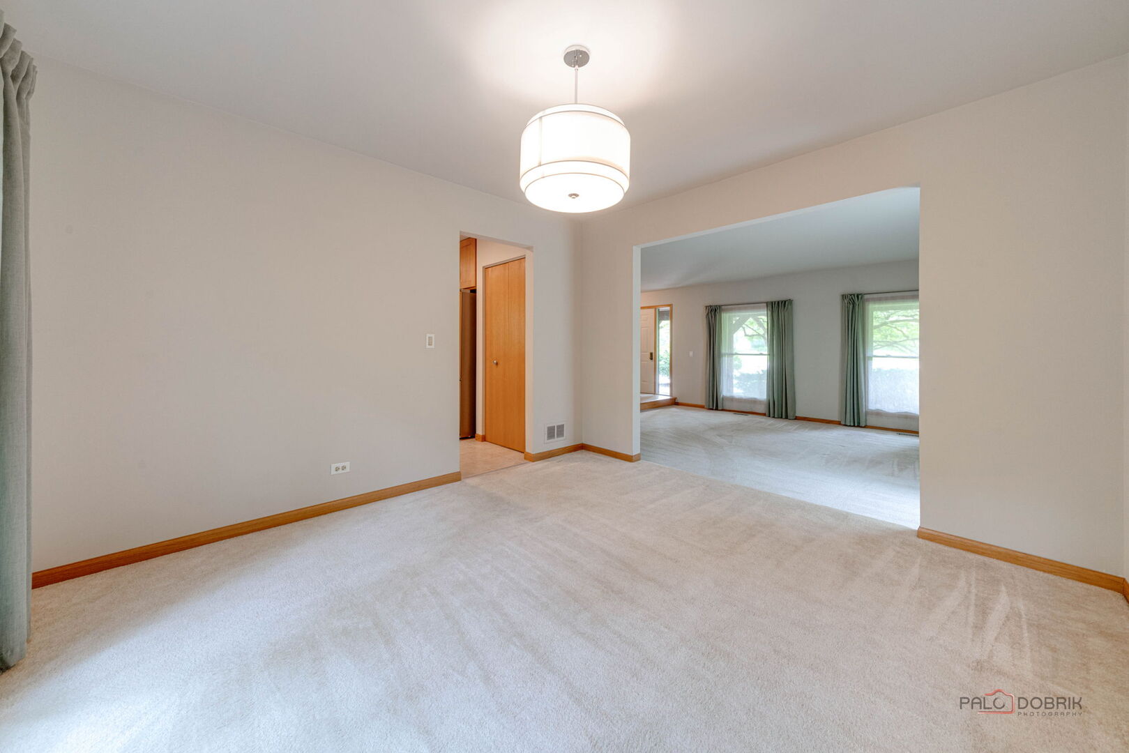1758 Lexington Road, Libertyville, IL 60048