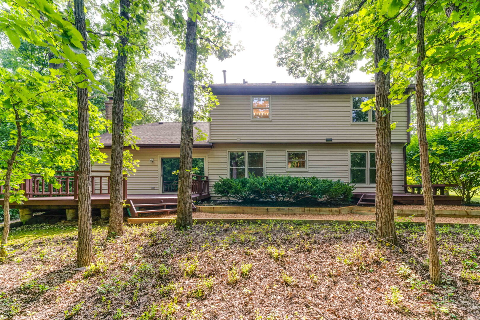 1758 Lexington Road, Libertyville, IL 60048