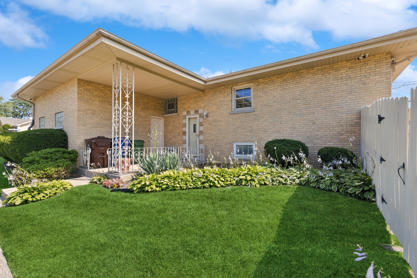 10900 S Tripp Avenue, Oak Lawn, IL 60453
