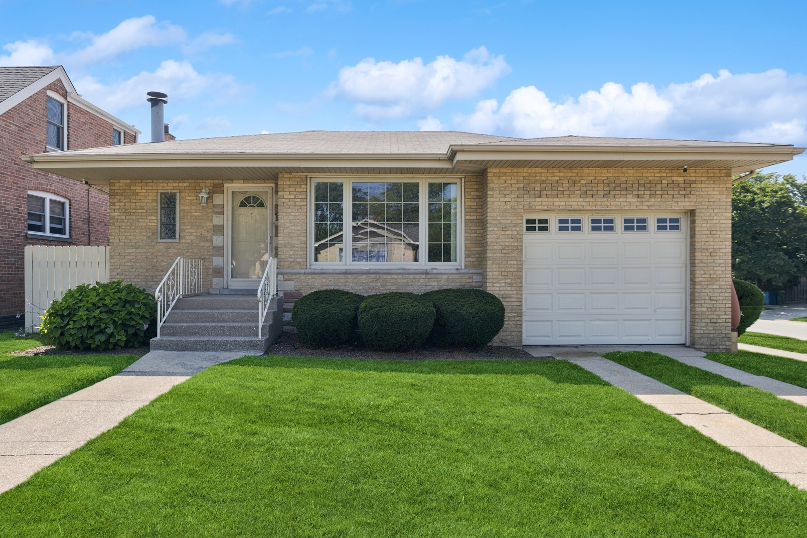 10900 S Tripp Avenue, Oak Lawn, IL 60453