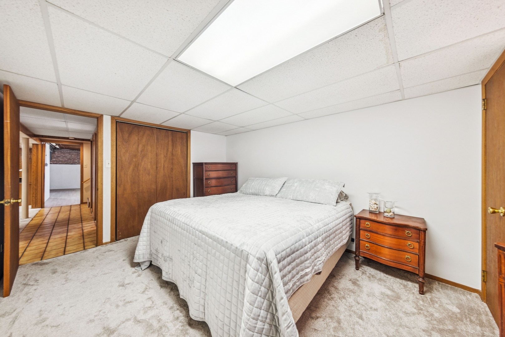 10900 S Tripp Avenue, Oak Lawn, IL 60453