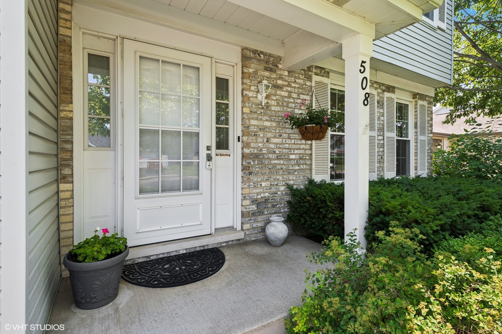 508 Indian Ridge Trail, Wauconda, IL 60084