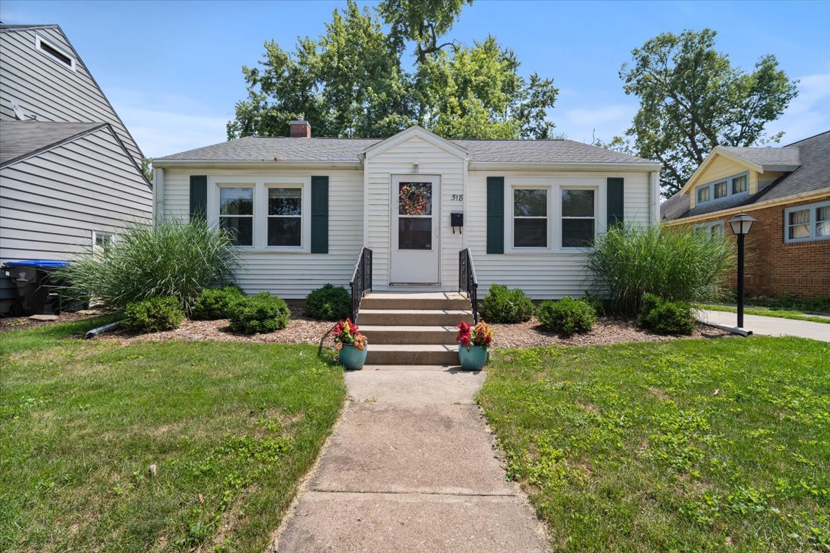 518 S Florence Avenue, Bloomington, IL 61701