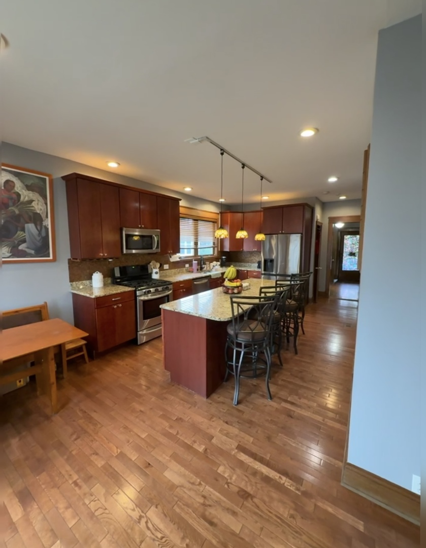 3416 Euclid Avenue, Berwyn, IL 60402