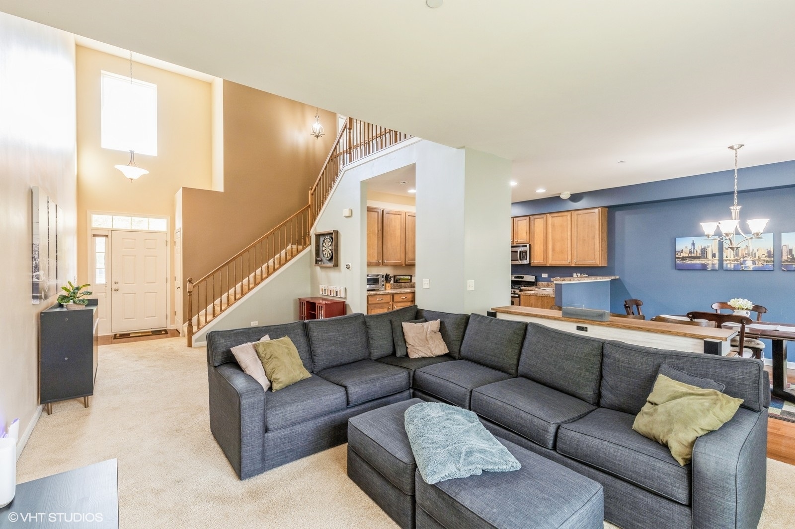 9917 CUMMINGS Street, Huntley, IL 60142