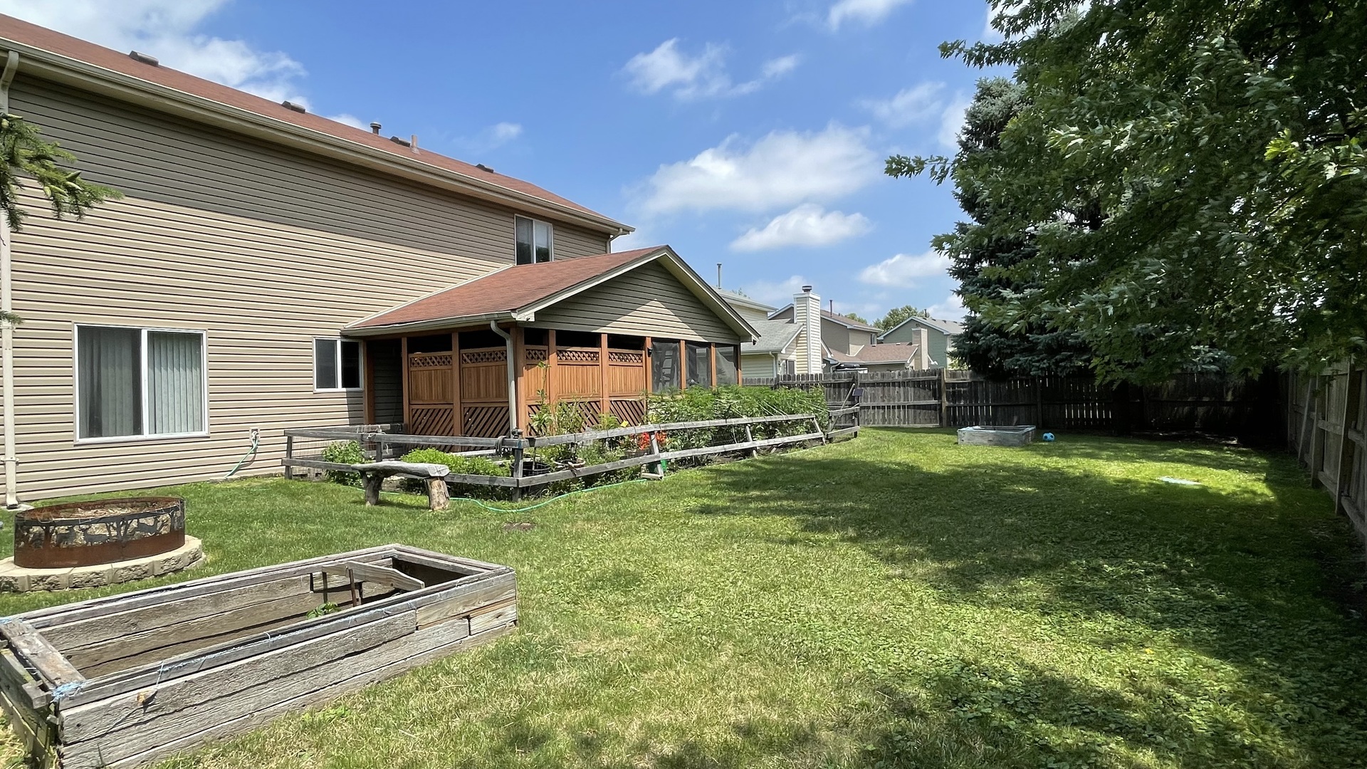 2929 Diane Drive, Aurora, IL 60504