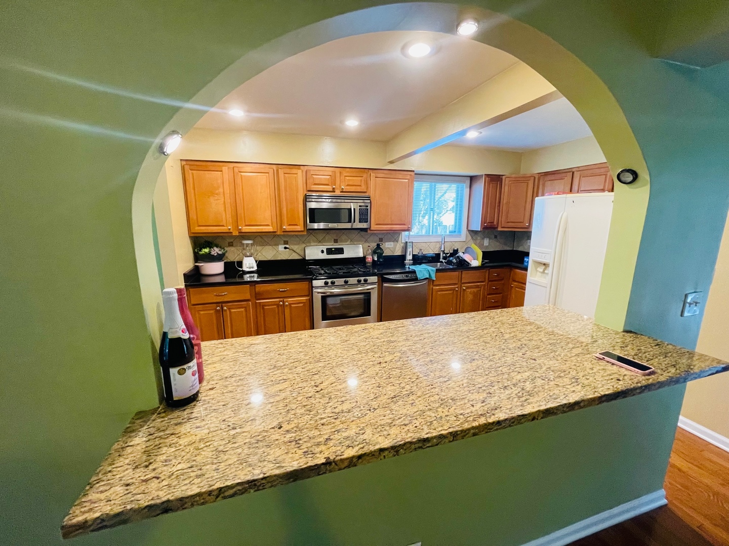 196 Roberts Road, Bolingbrook, IL 60440