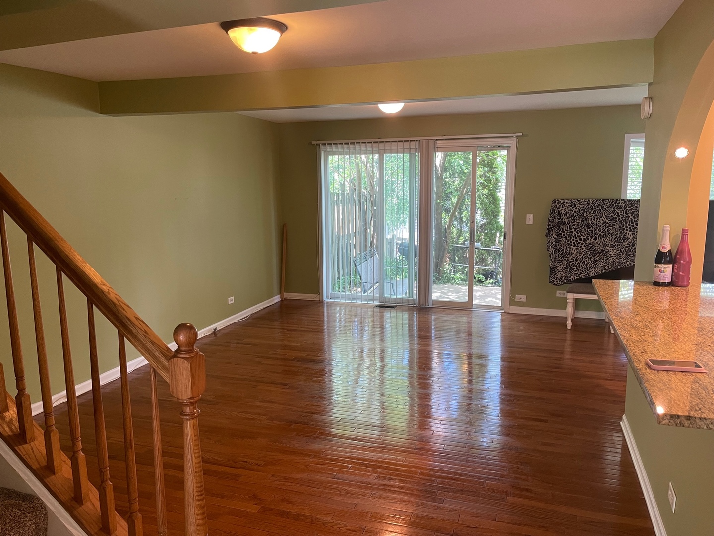 196 Roberts Road, Bolingbrook, IL 60440
