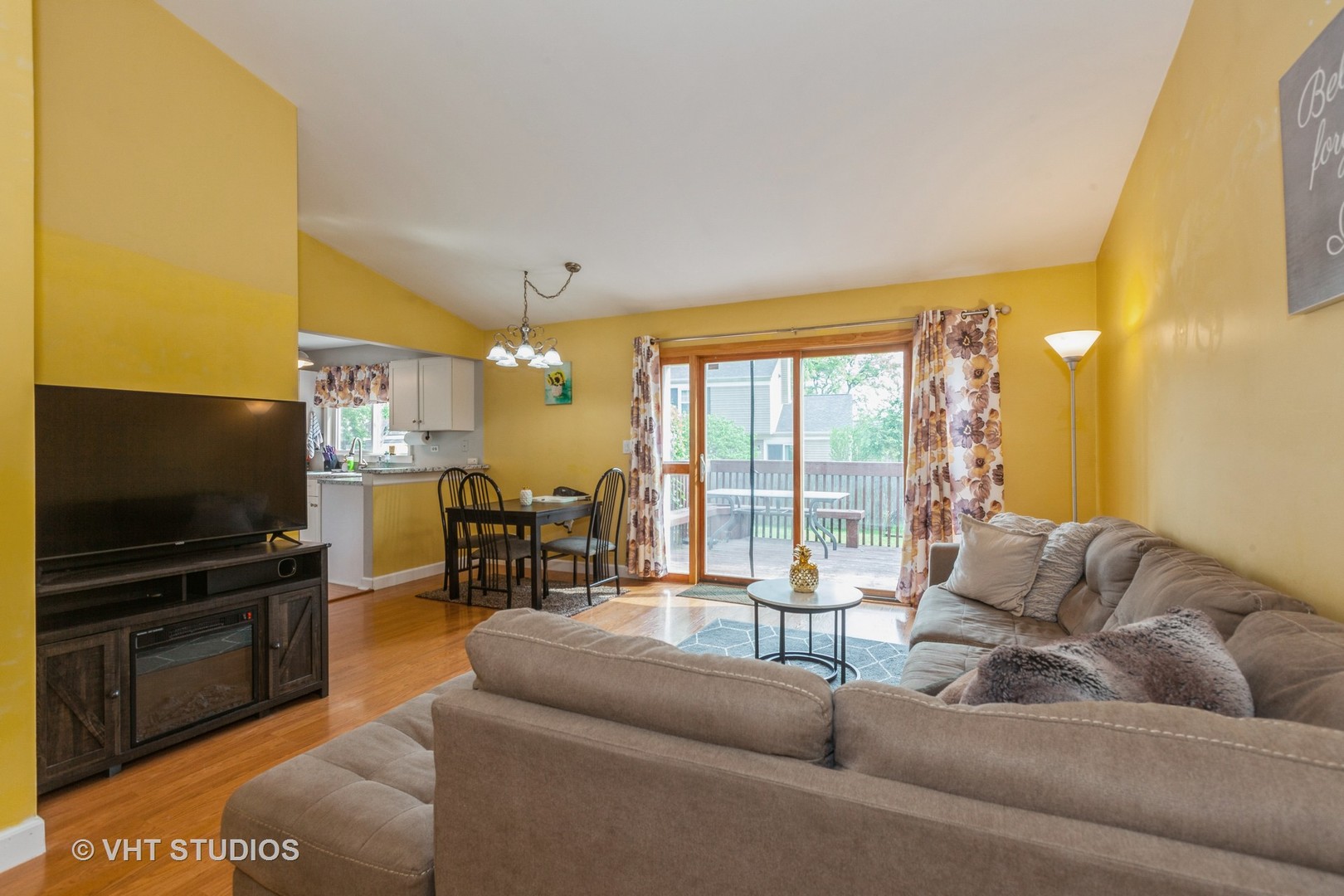 2695 Stoneybrook Lane, Aurora, IL 60502