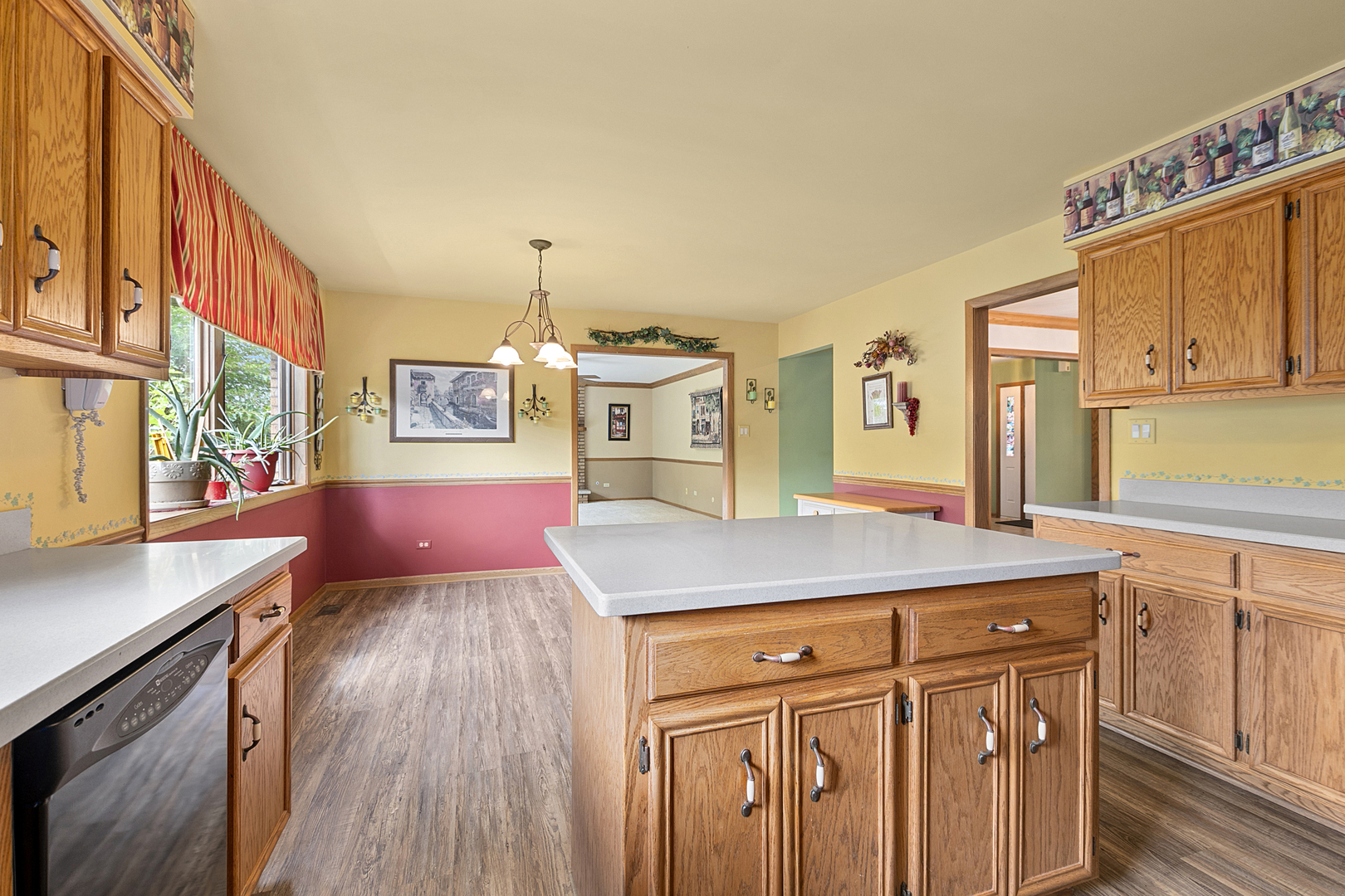 8249 161st Place, Tinley Park, IL 60477