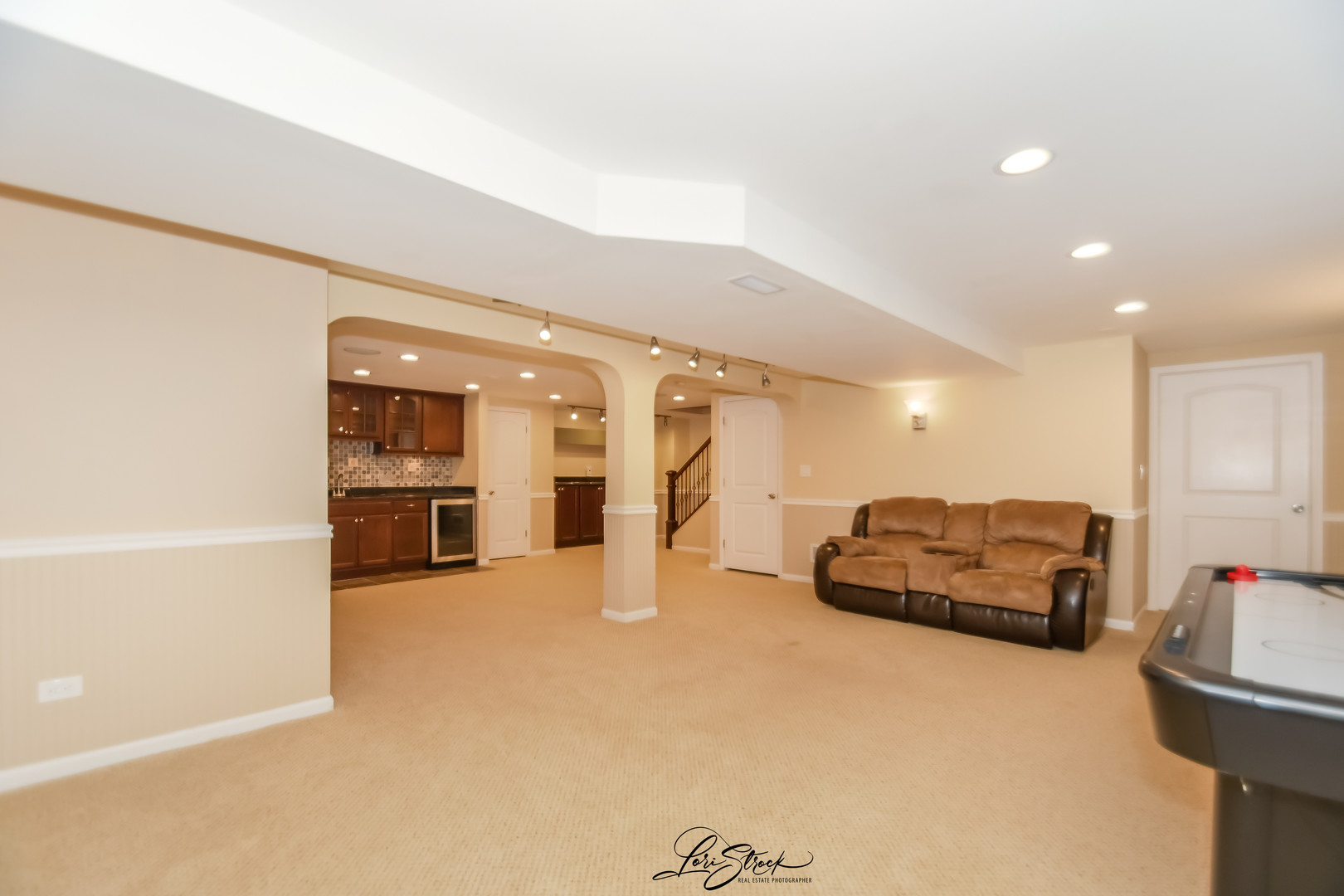 3172 SECRETARIAT Drive, Aurora, IL 60502