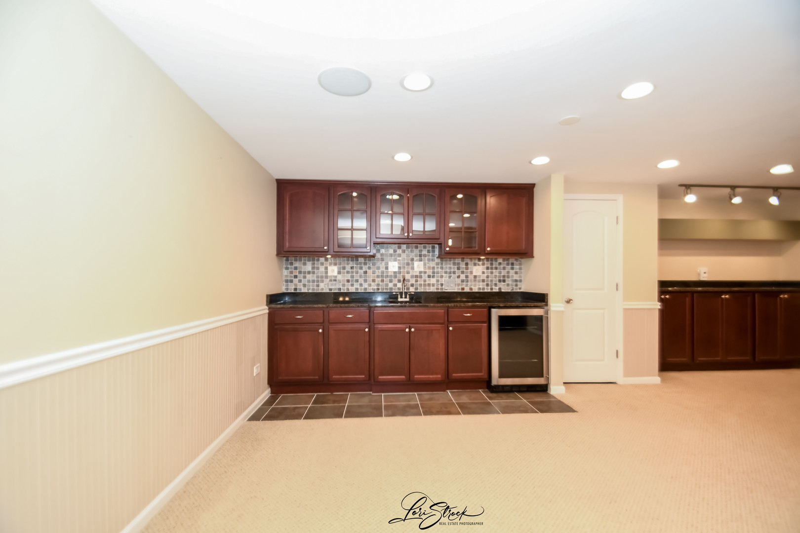 3172 SECRETARIAT Drive, Aurora, IL 60502