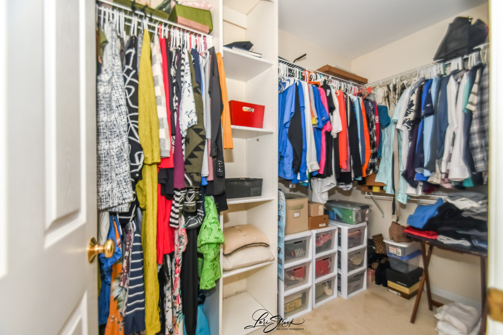 3172 SECRETARIAT Drive, Aurora, IL 60502